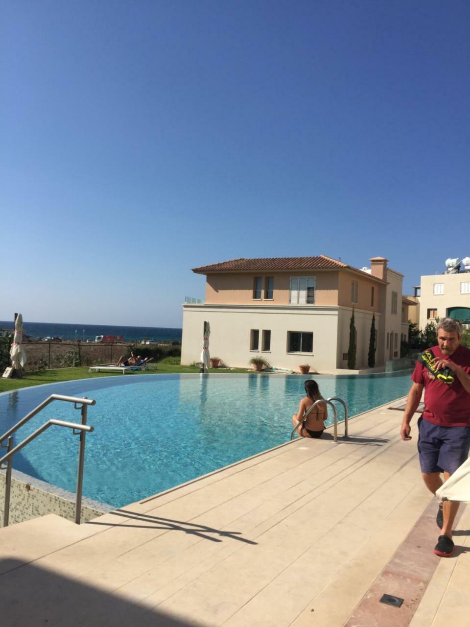 Lingna Luxury Apartment Lighthouse Paphos Exterior foto